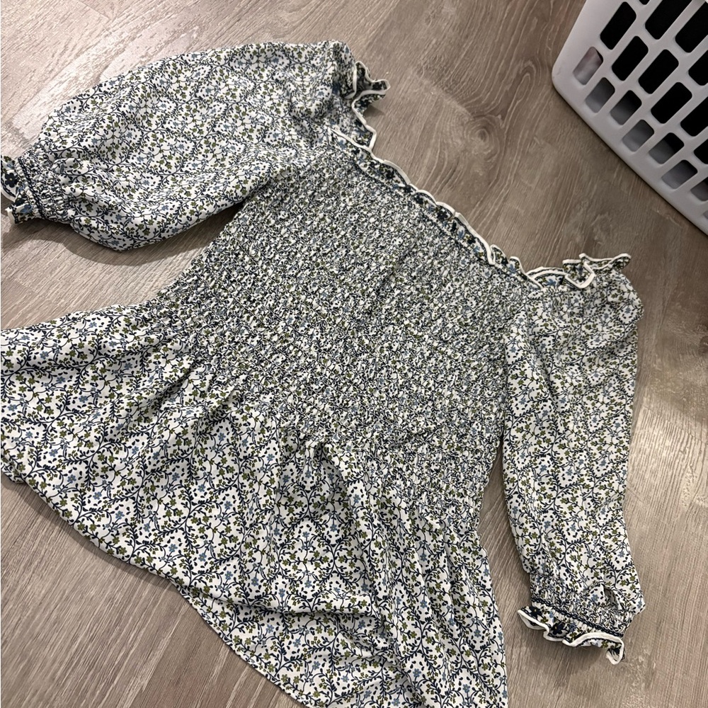 Max Studio White Floral Smocked Peplum Blouse with Navy & Olive Print